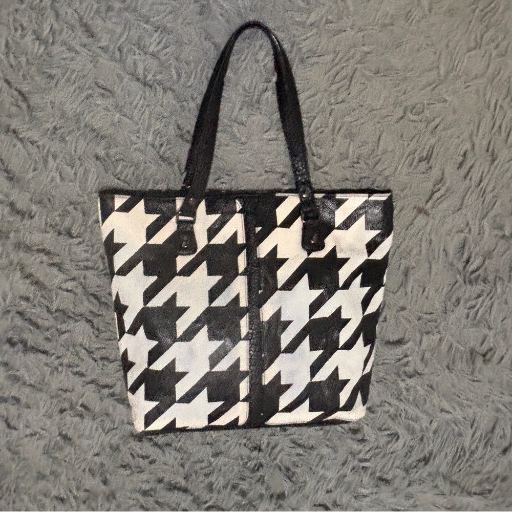 Houndstooth Tote / Shoulder Bag by Xhilaration - Black & White - Target Totebag